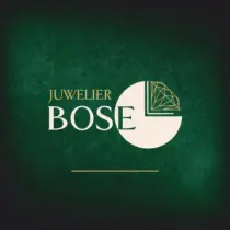 Logo von Juwelier Bose mit einem stilisierten Diamanten und Text auf grünem Hintergrund.